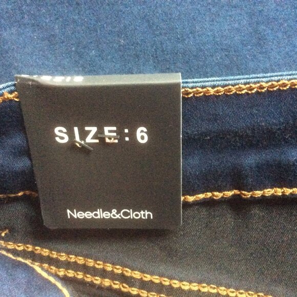 Needle & Cloth Super Soft Stretch NWT Skinny Classic Denim Bermuda Shorts Size 6 - Picture 6 of 7